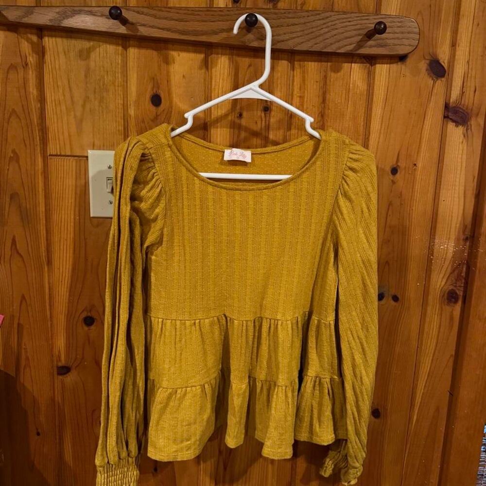 Mustard yellow long sleeve top